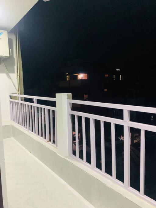 White Orchid, Unique & Stylish, Executive 2Bhk. Apartment Guwahati Exterior foto