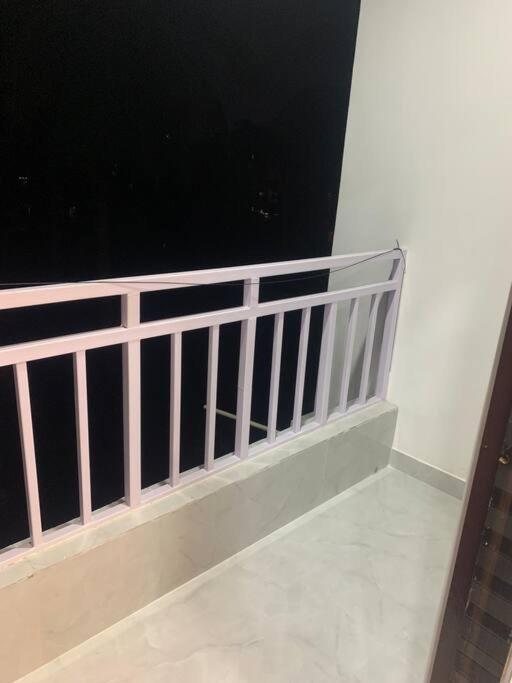 White Orchid, Unique & Stylish, Executive 2Bhk. Apartment Guwahati Exterior foto